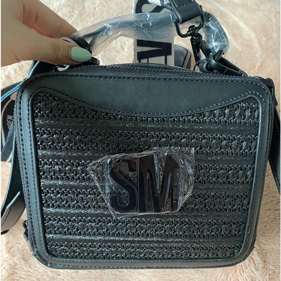 New Steve Madden Black Belizza handbag with removable coin pouch - Picture 5 of 10